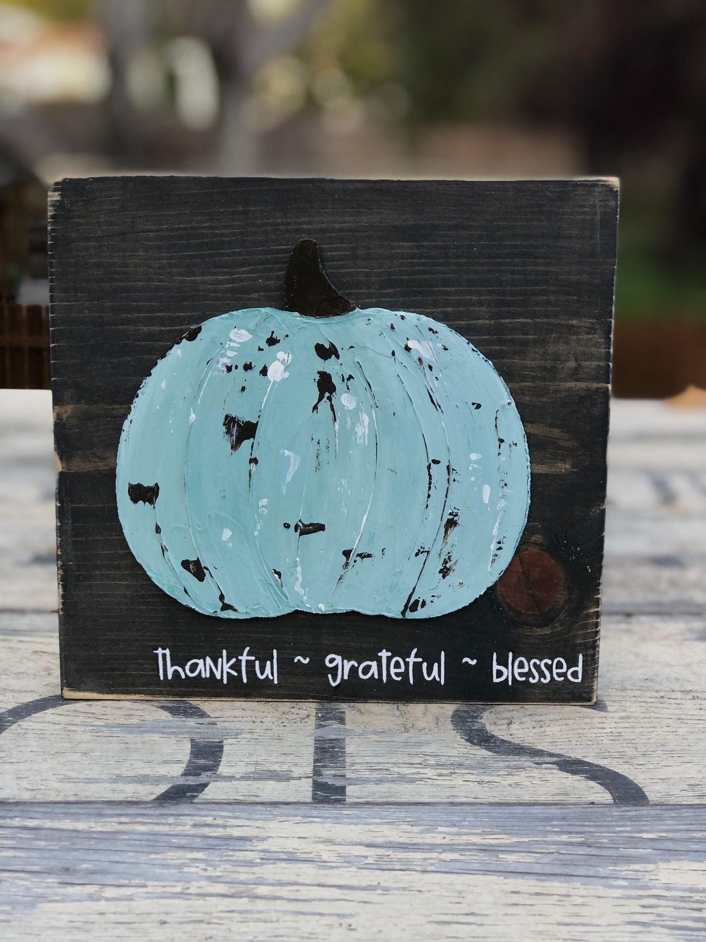 3D PUMPKIN ADHERED TO WOOD SIGN