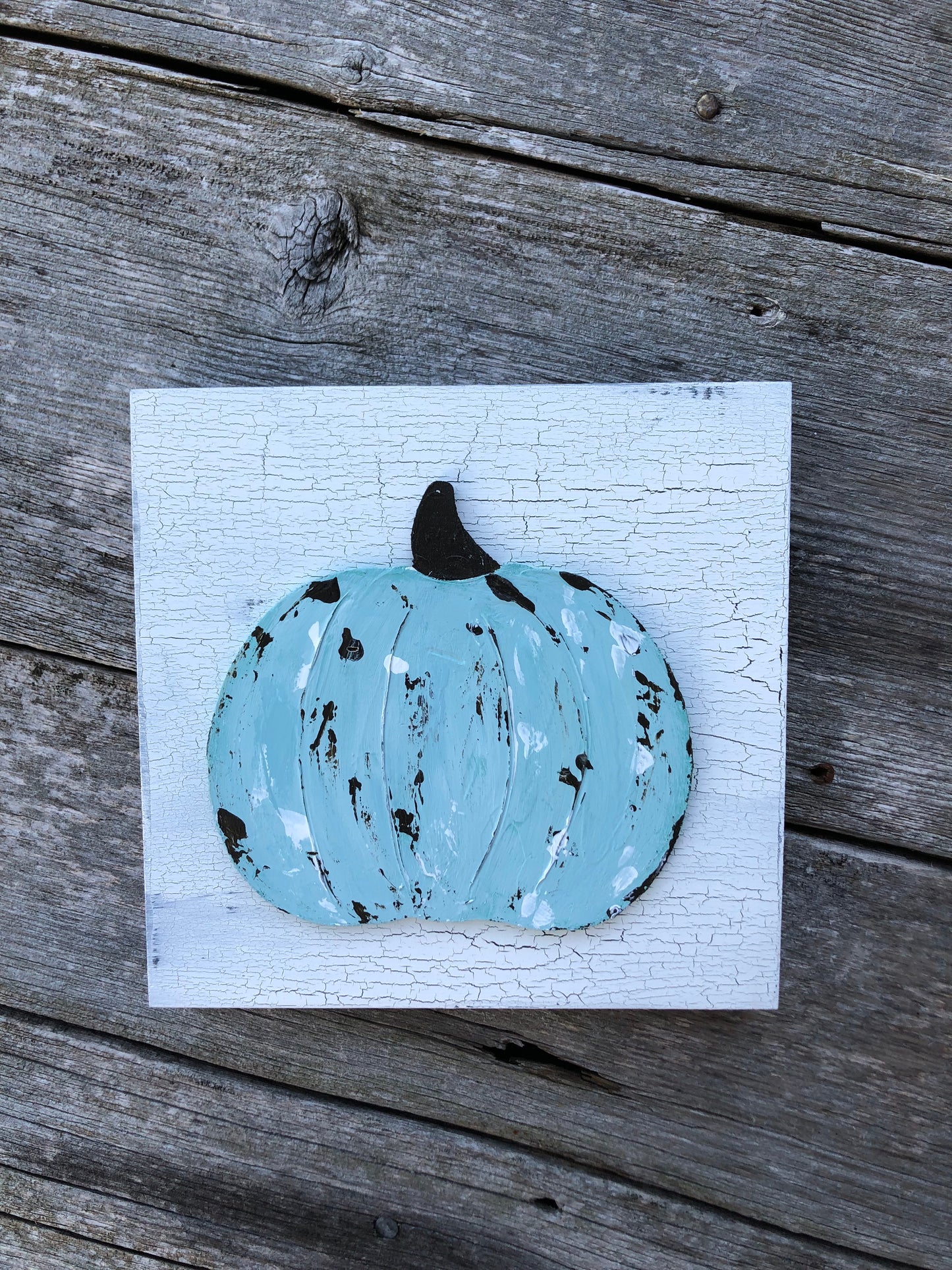 3D PUMPKIN ADHERED TO WOOD SIGN