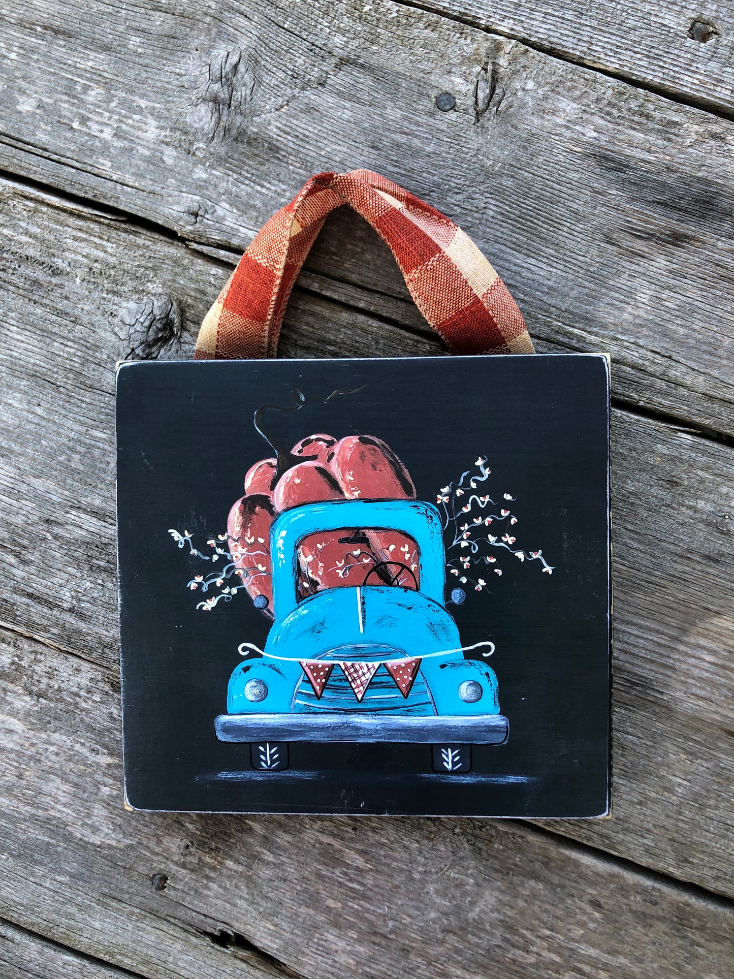 TRUCK -7.25 IN. TURQUOISE TRUCK WITH PUMPKIN PRINT - WOOD SIGN