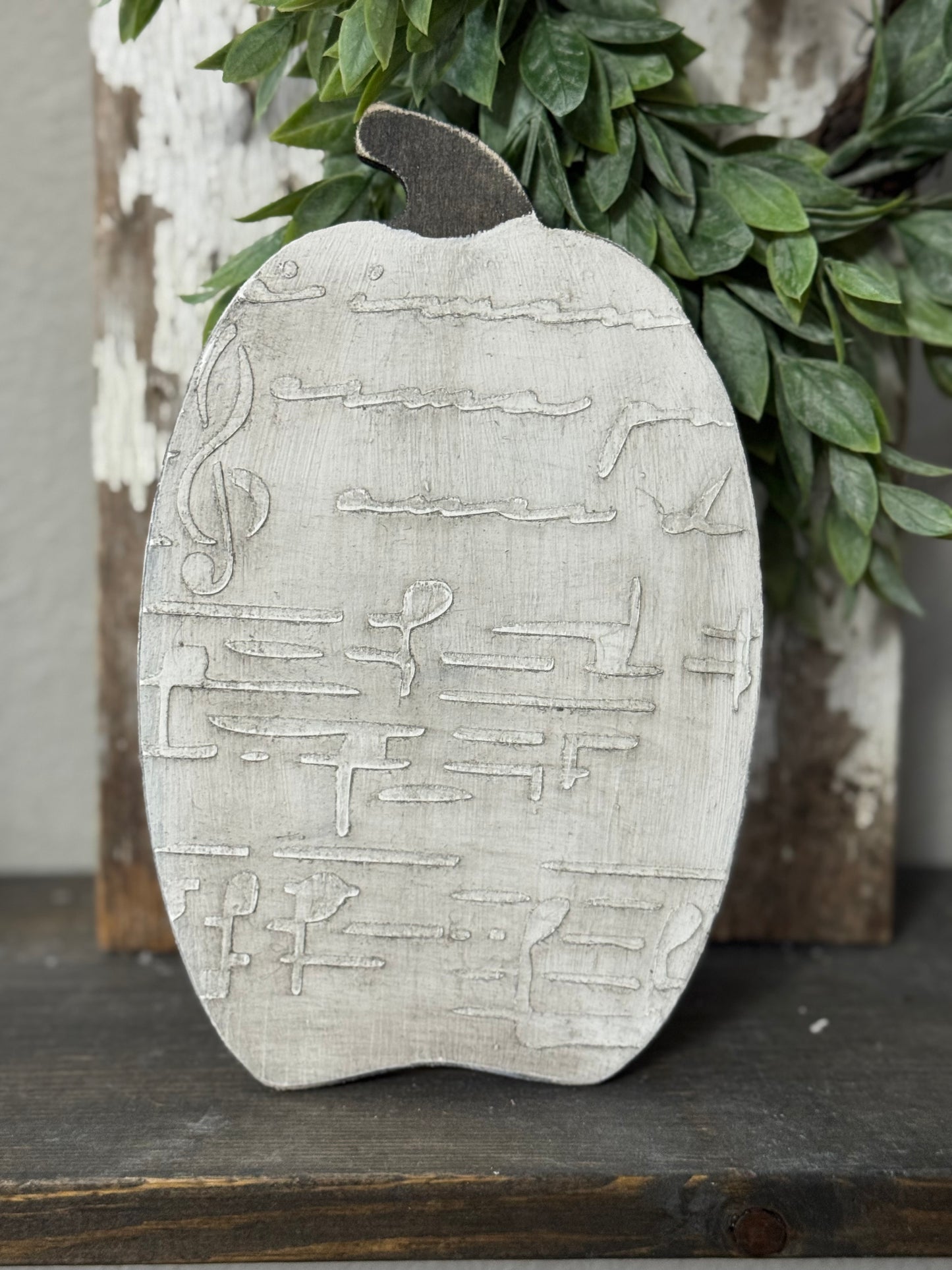 WOOD TEXTURED PUMPKINS