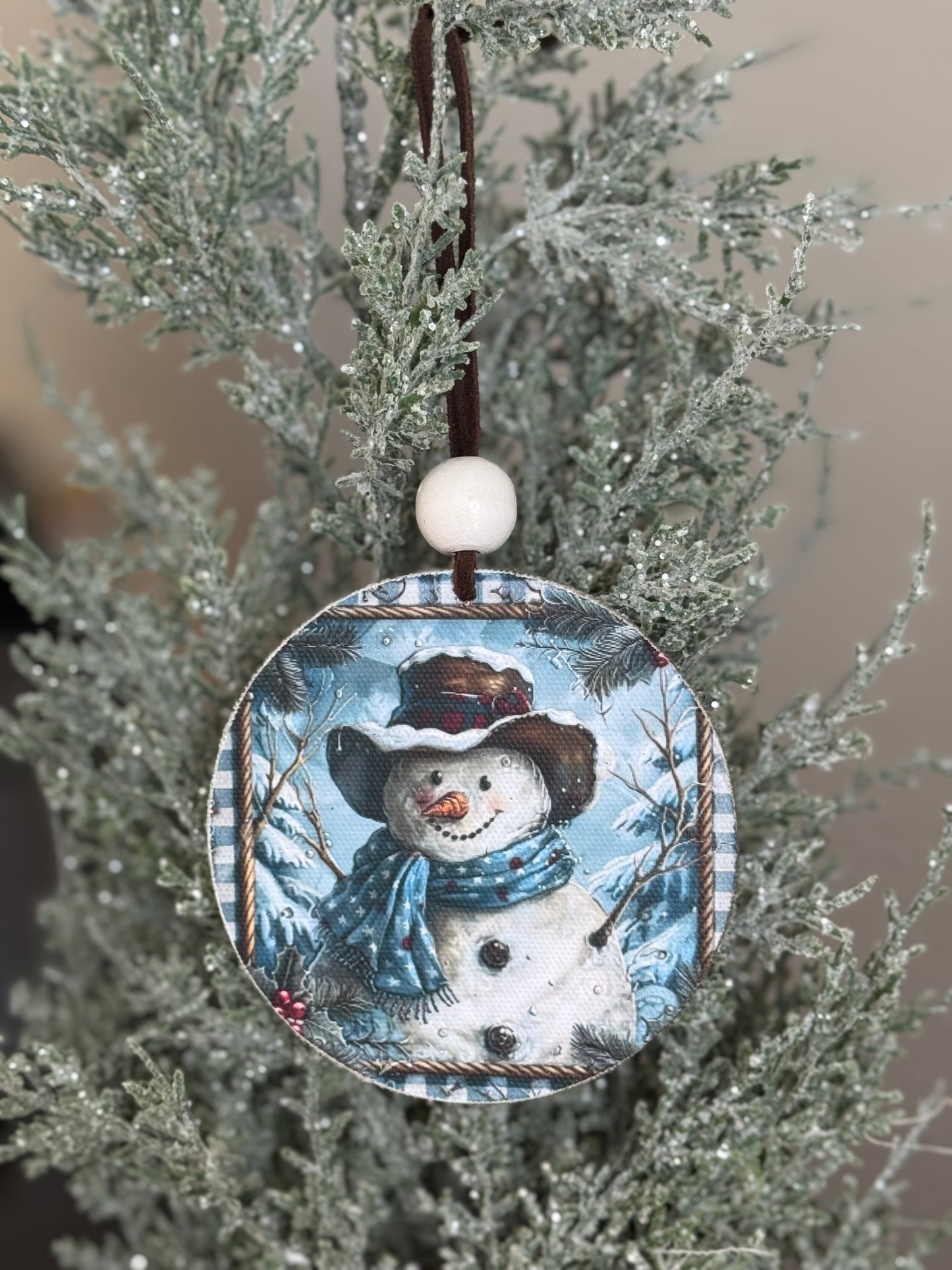 CHRISTMAS ORNAMENT- ASST ADORABLE COZY COUNTRY ORNAMENT