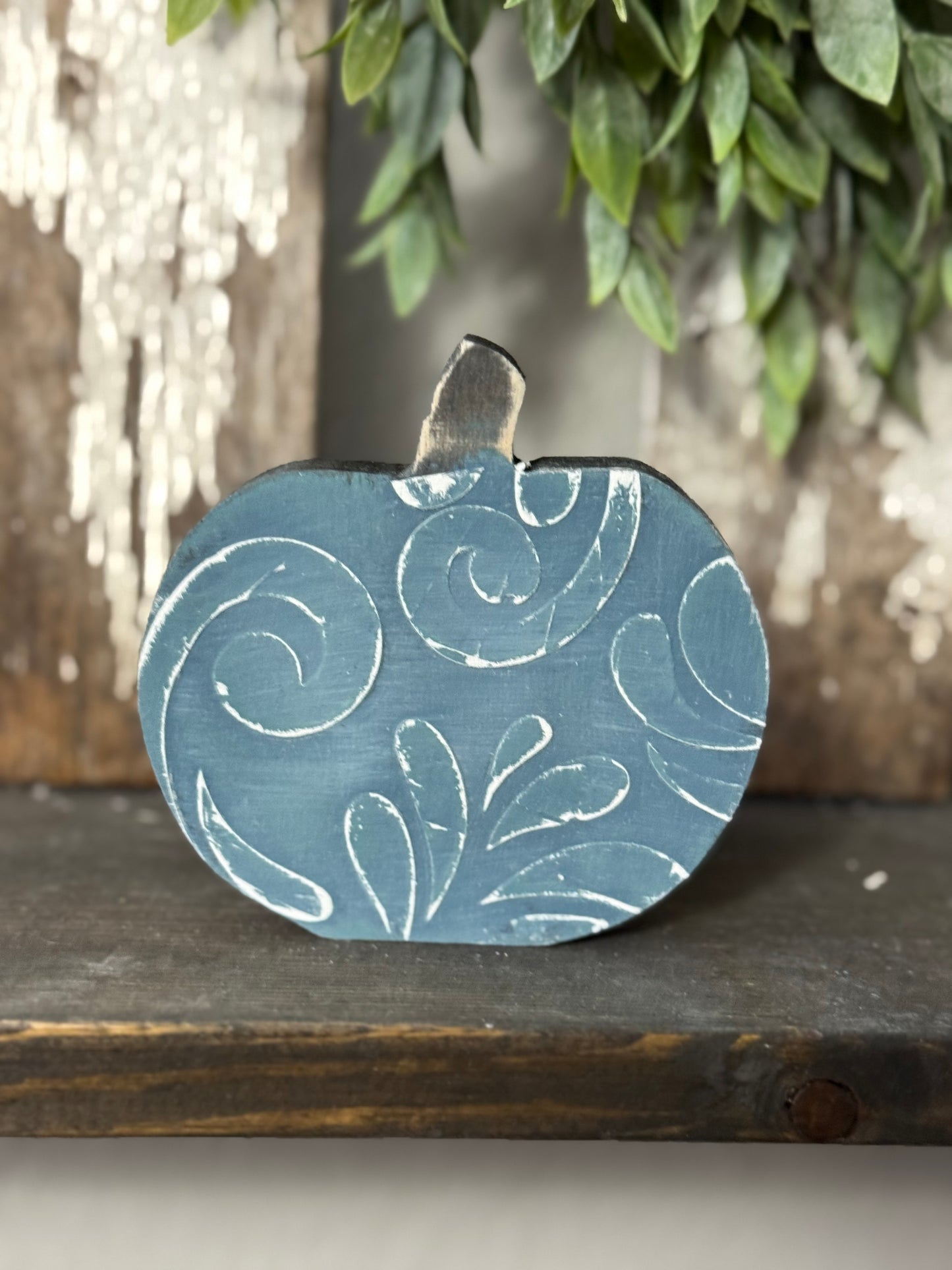 WOOD TEXTURED PUMPKINS