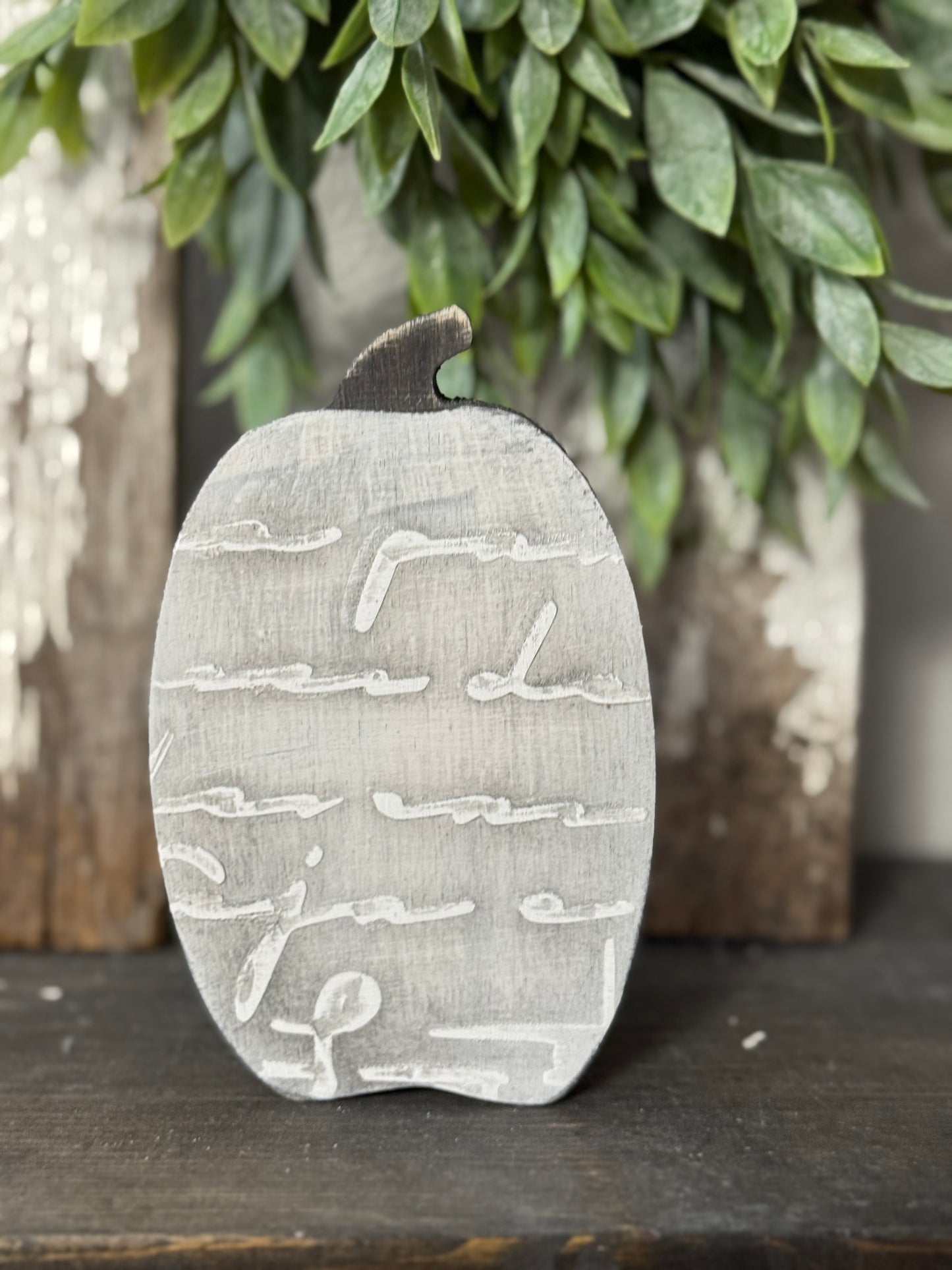 WOOD TEXTURED PUMPKINS