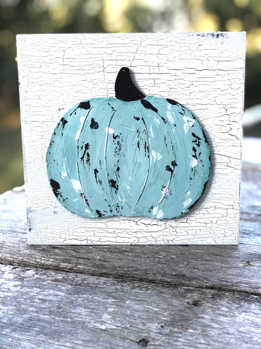 3D PUMPKIN ADHERED TO WOOD SIGN